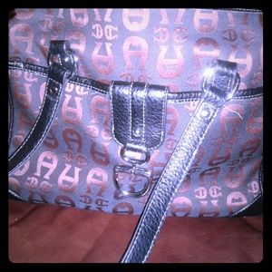 Etienne Aigner logo purse